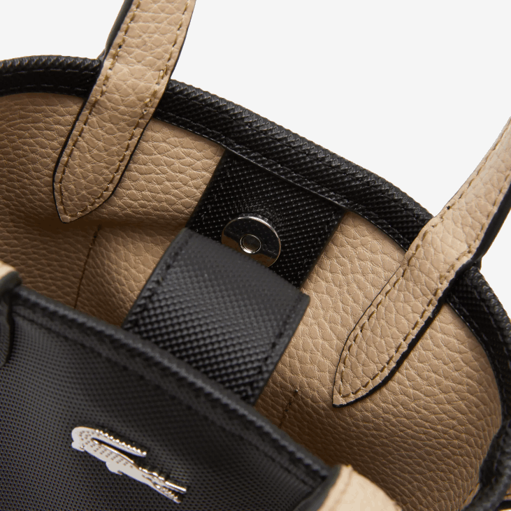 Жене анна сигнатуре петит пикуе реверзибилна торба за раме 86882871 ноир крема а91 Lacoste