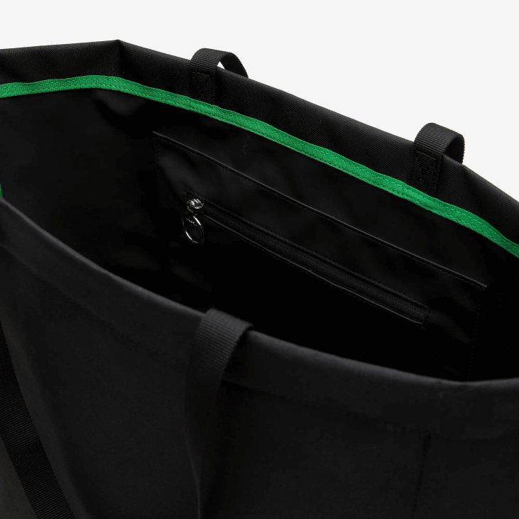 Жене Велика торба са контрастним маркама 86881947 ноир патцх л51 Lacoste