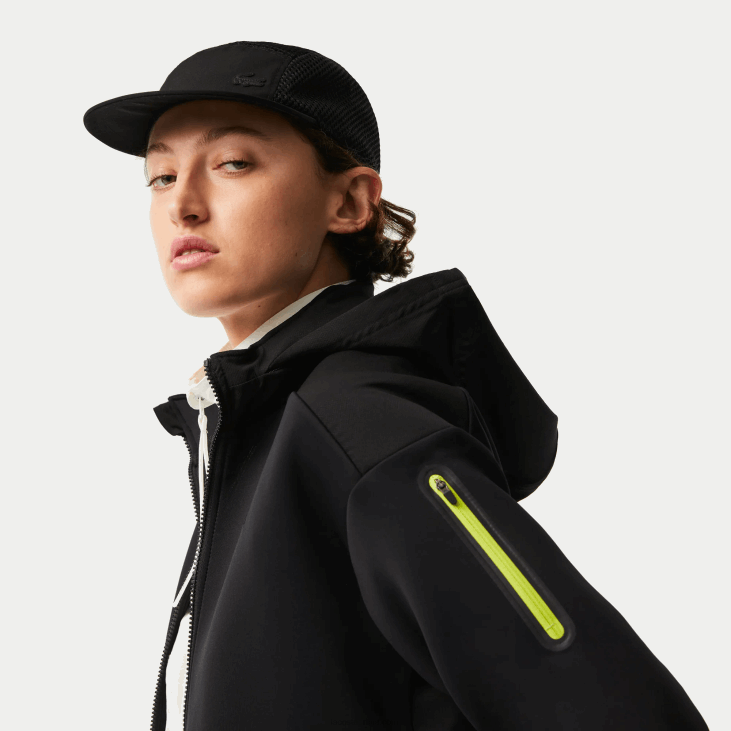 Жене спортска дуксерица са патентним затварачем 86882382 црна 031 Lacoste