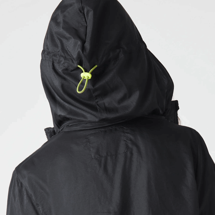 Жене спортска водоодбојна јакна 86882619 црна 031 Lacoste