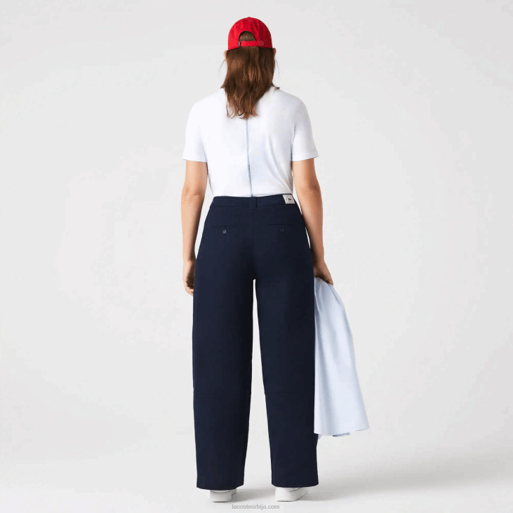 Жене памучне панталоне од габардина 86882652 тамноплава 166 Lacoste