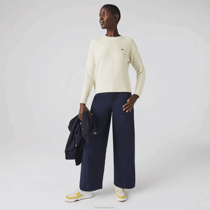 Жене вунени џемпер са великим изрезом 86882640 бела 70в Lacoste