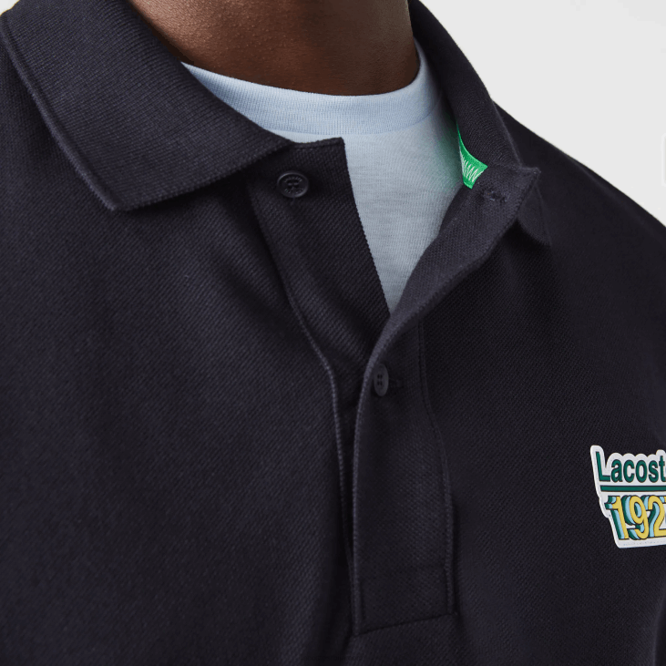 мушкарци беџ памук пикуе регулар фит поло 8688912 тамноплава хде Lacoste