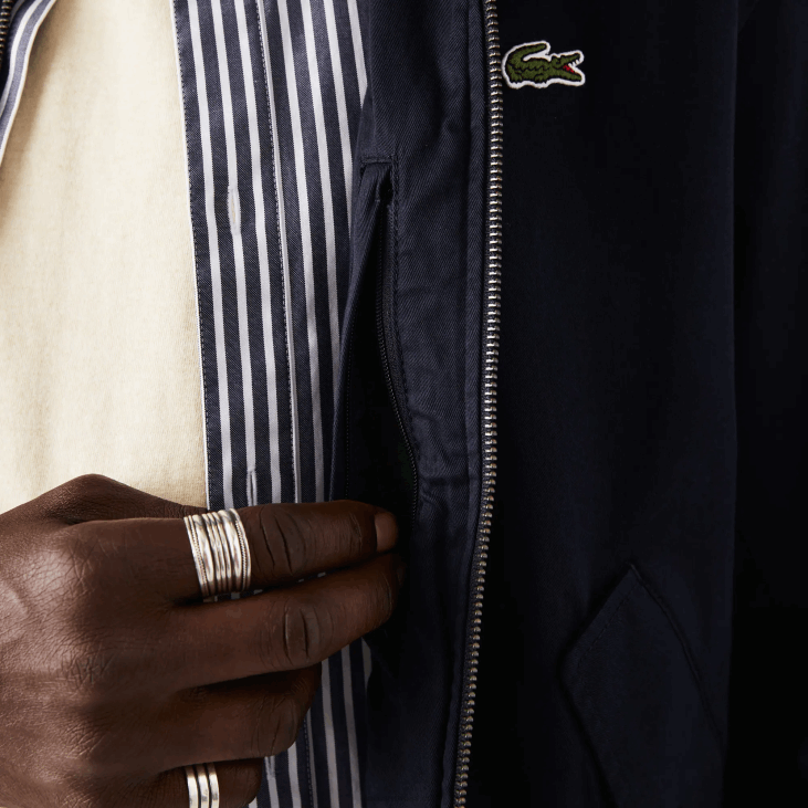 мушкарци кратка јакна од органског памука од габардина са патент затварачем 8688407 тамноплава 166 Lacoste